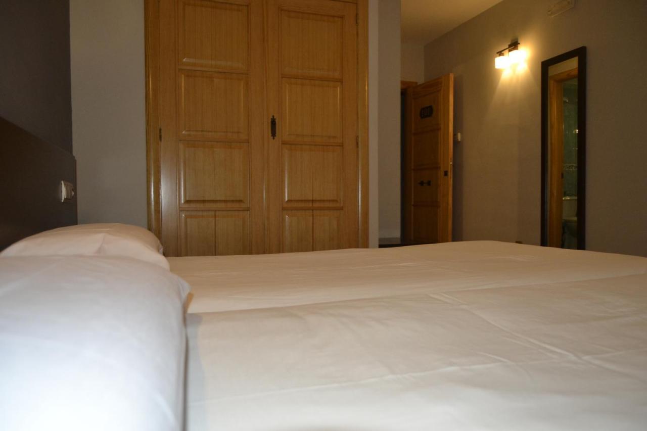 Hotel El Tratado Tordesillas Exteriör bild