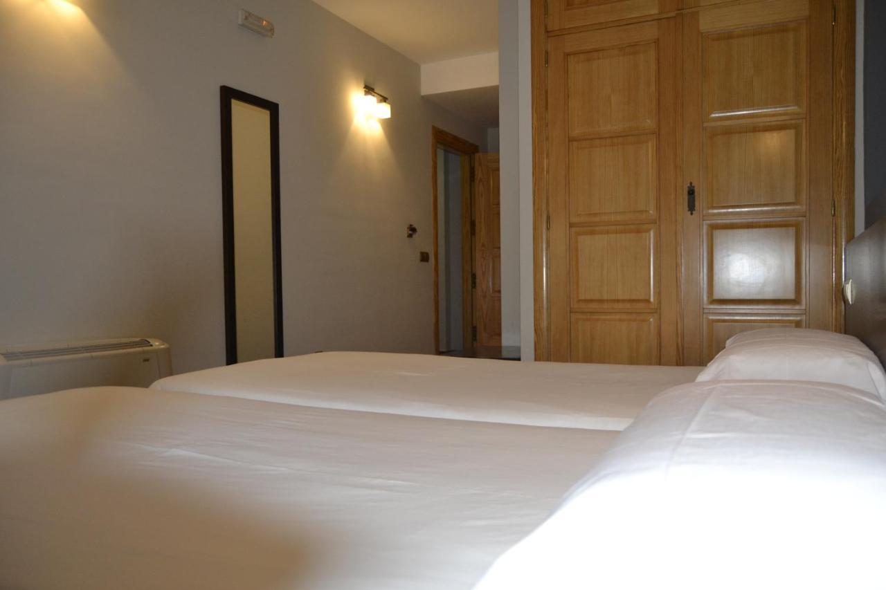 Hotel El Tratado Tordesillas Exteriör bild
